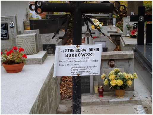 Grób Stanisława Dunin Borkowskiego na starym cmentarzu w Rabce